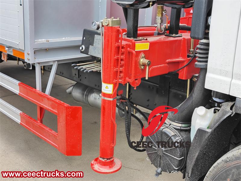 Outriggers Outriggers