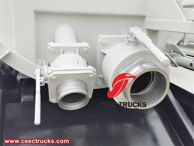 Discharging valve Discharging valve