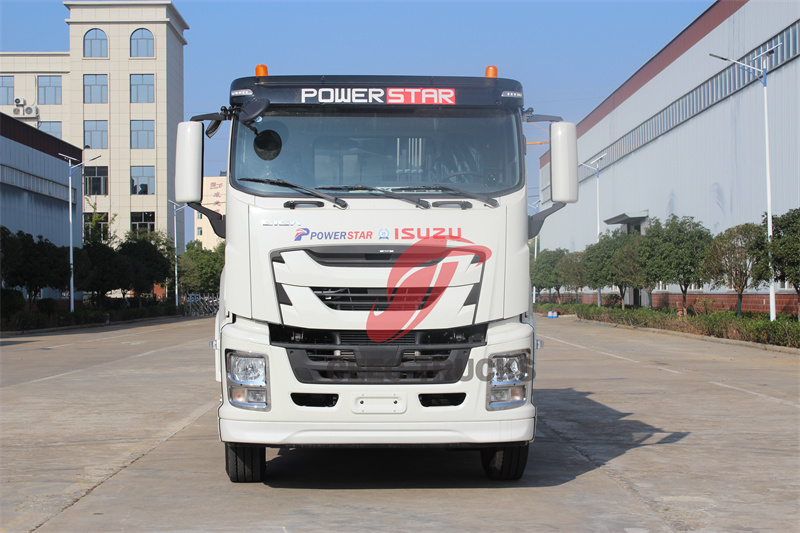 Isuzu&nbsp;New&nbsp;FVR&nbsp;waste&nbsp;collection&nbsp;trucks
