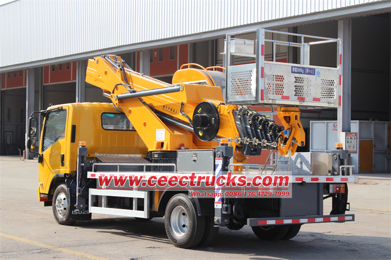 Isuzu 20m manlifter truck Isuzu 20m man lifter truck