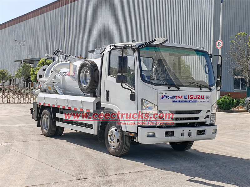 Isuzu 4,000 liters combined vacuum jetting truck