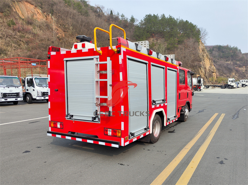 Isuzu NPR fire fighting truck