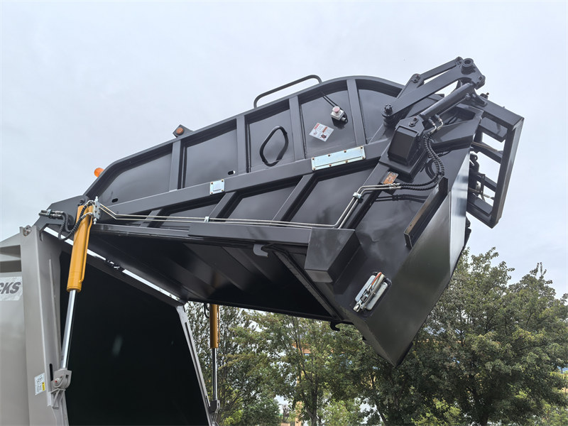 FOTON rear loader truck hopper kit