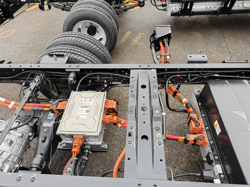 EV truck chassis battery controller