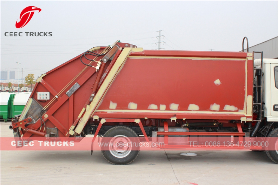 TOP design Dongfeng 5CBM garbage compactor vehicle