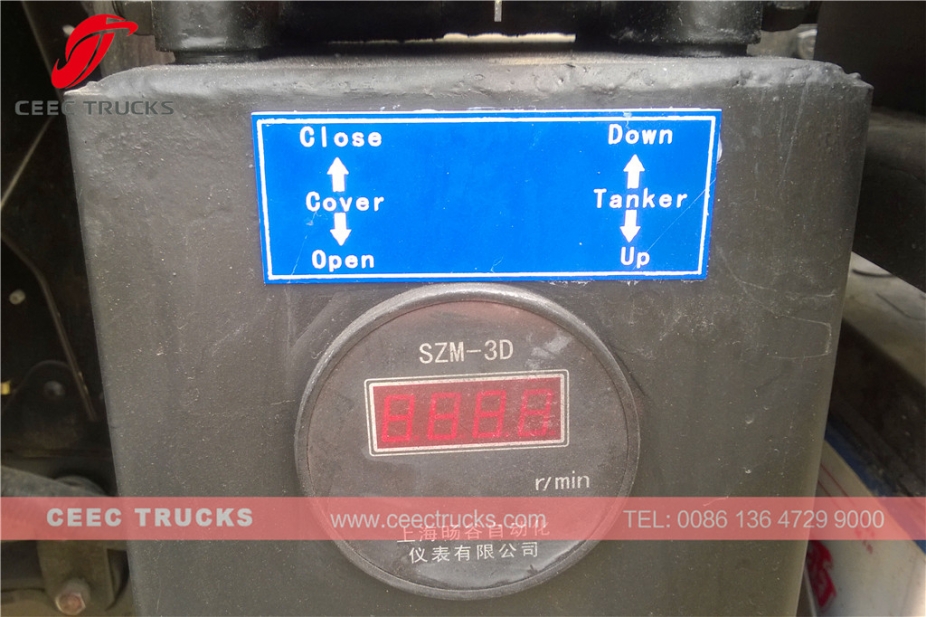 五十铃8000升化粪池清理车