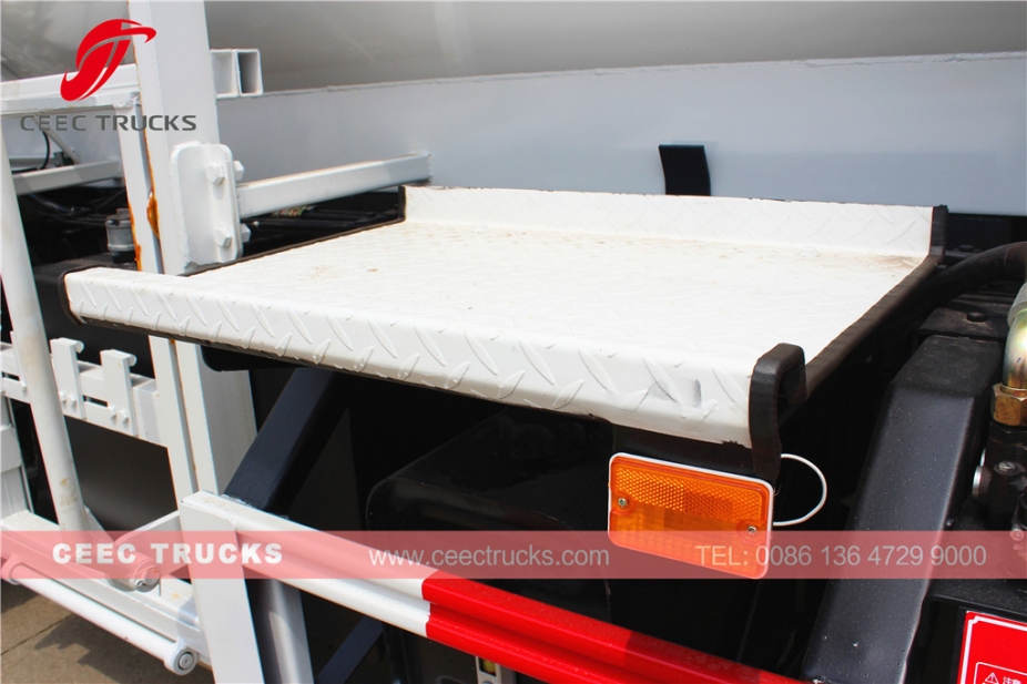 五十铃4000升厨余垃圾罐车