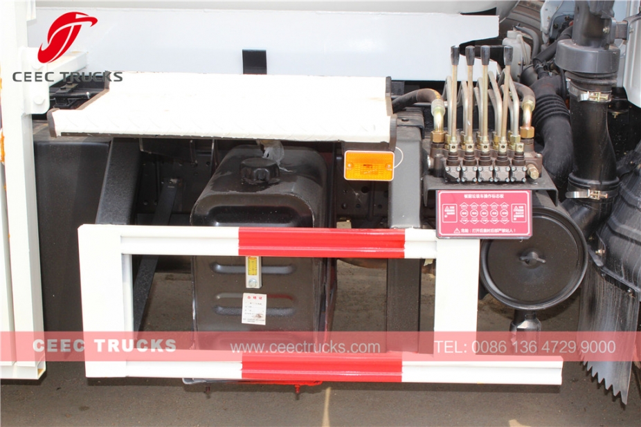 五十铃4000升厨余垃圾罐车