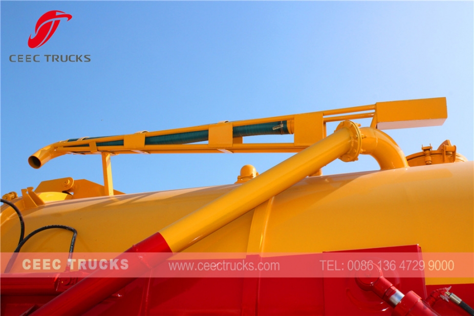 东风10000升化粪池清理车