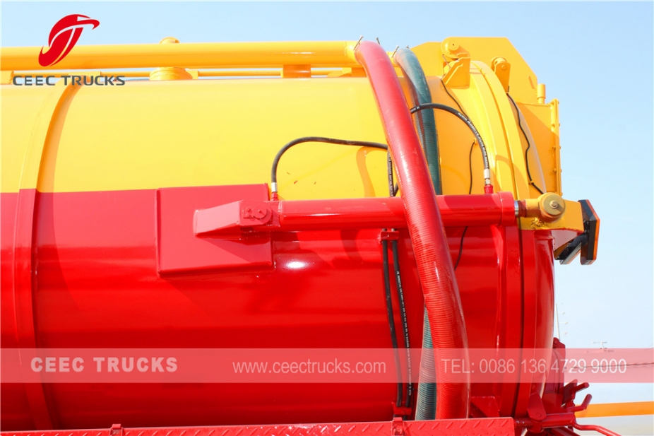 东风10000升化粪池清理车