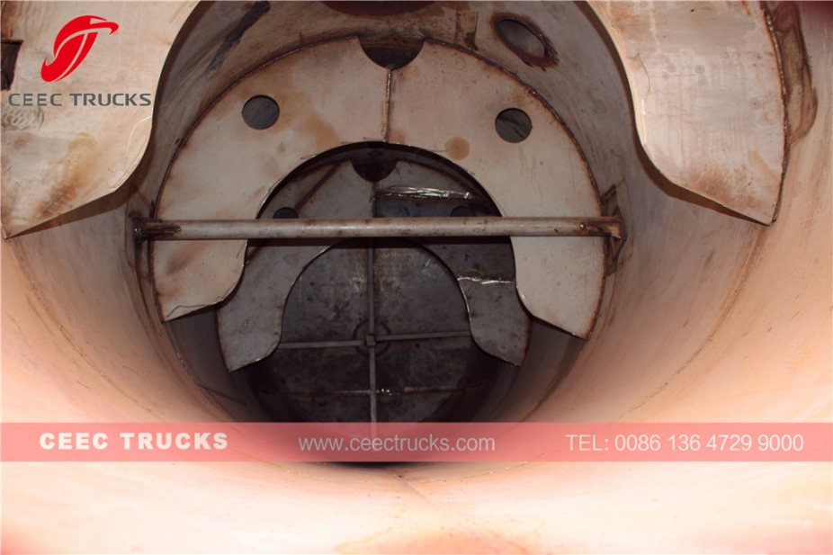 豪沃18立方米化粪池清理车出售