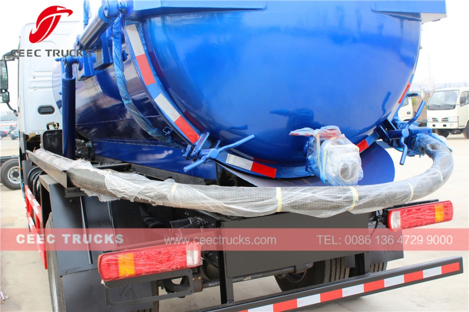 豪沃右舵车型10000升真空污水车