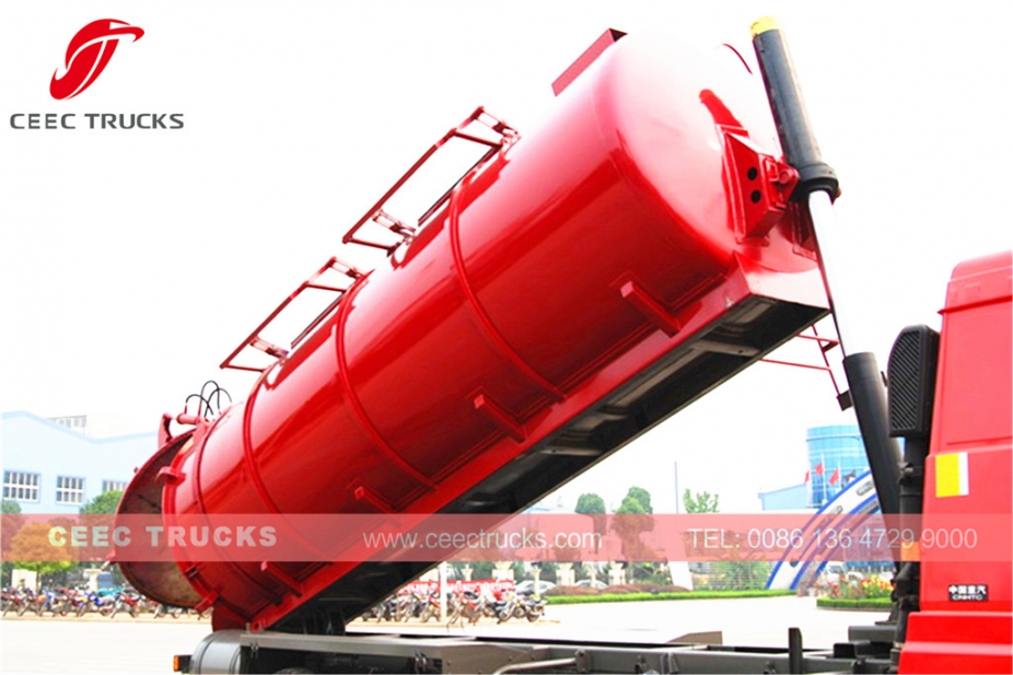 豪沃18立方米化粪池清理车出售