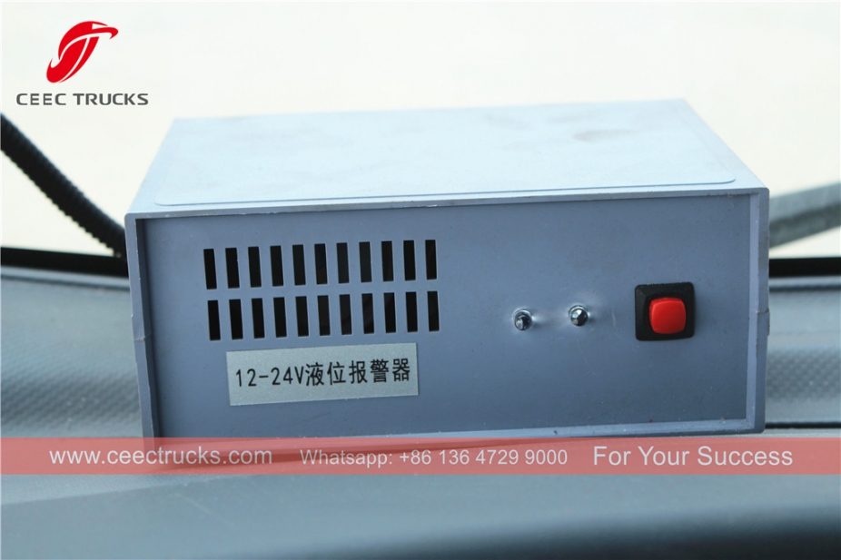 五十铃8立方米污水车