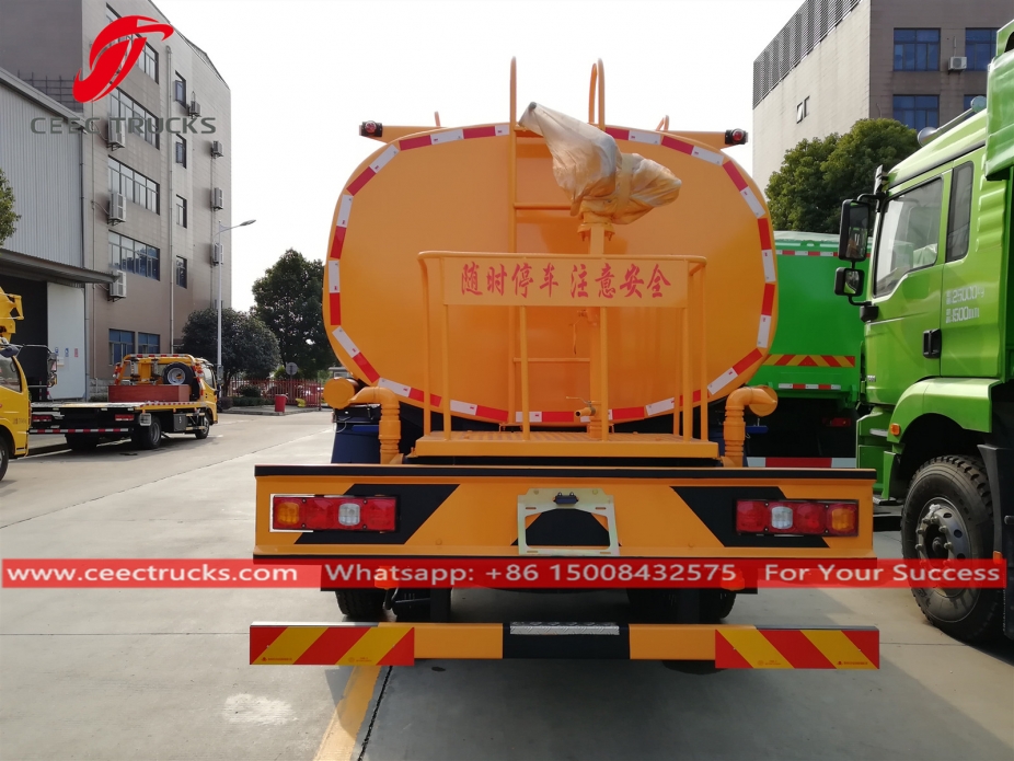 陕汽11立方米洒水车