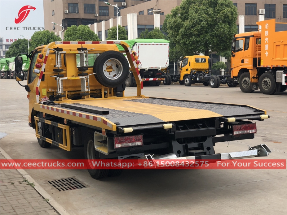 3吨江铃牌救援车