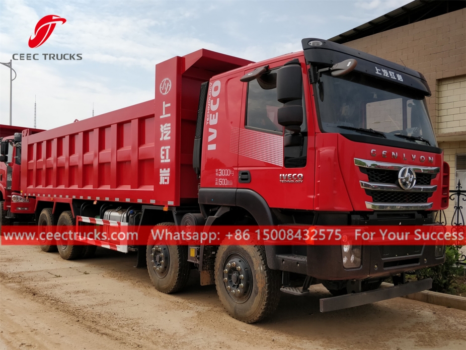 依维柯Genlyon 8x4自卸车