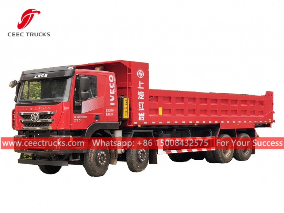 依维柯Genlyon 8x4自卸车