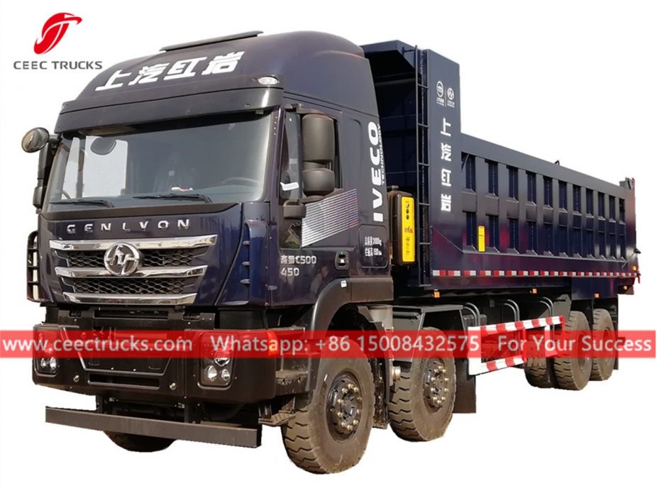 依维柯8x4自卸车