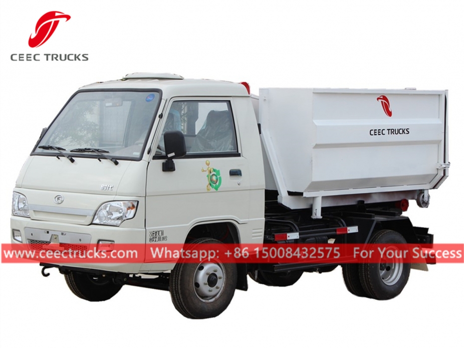 2立方米福田牌钩臂式垃圾车