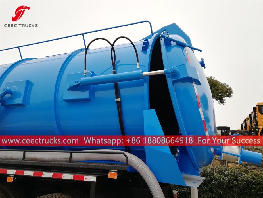 20立方米福田牌真空吸污车