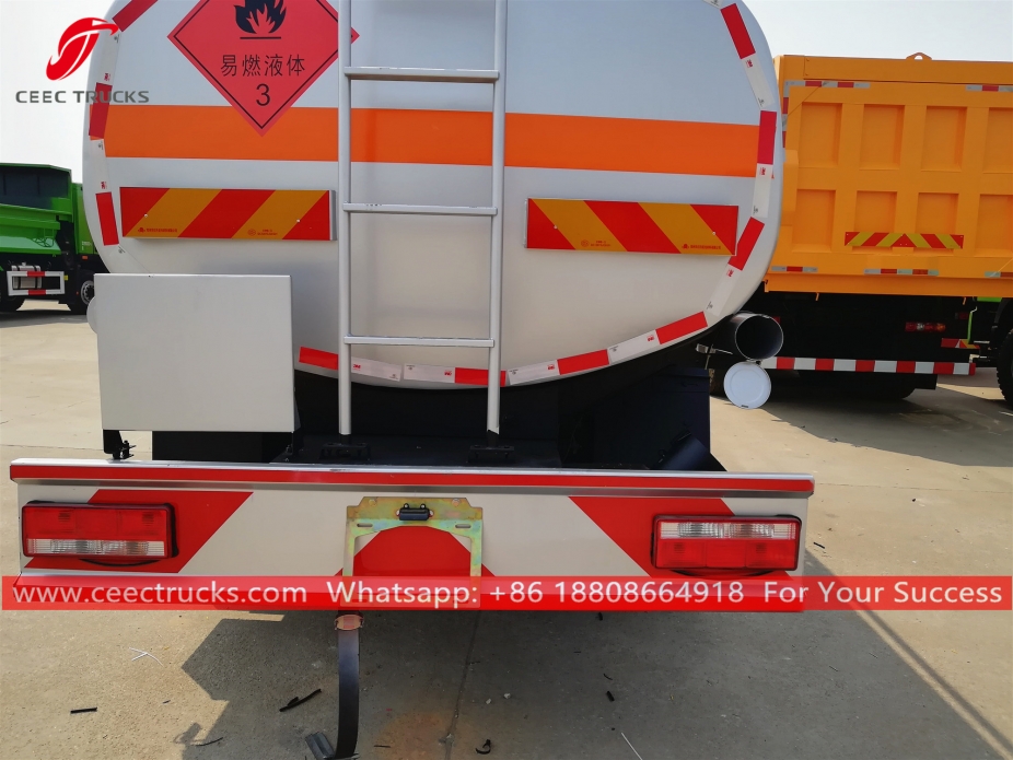 解放10立方米加油车