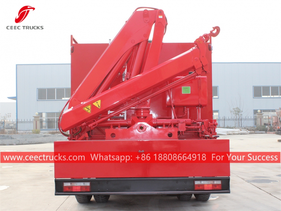 五十铃FVR带吊车的救援车