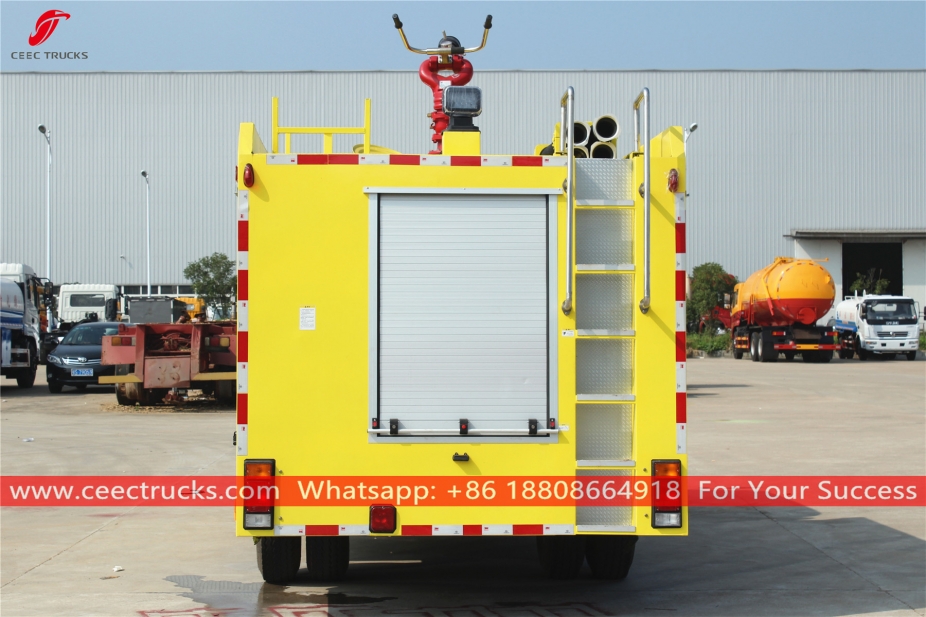 五十铃4+1立方米水泡沫消防车