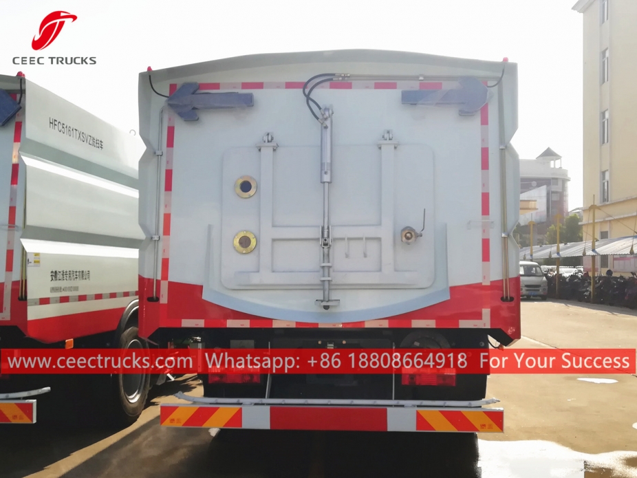 江淮道路清扫冲洗车