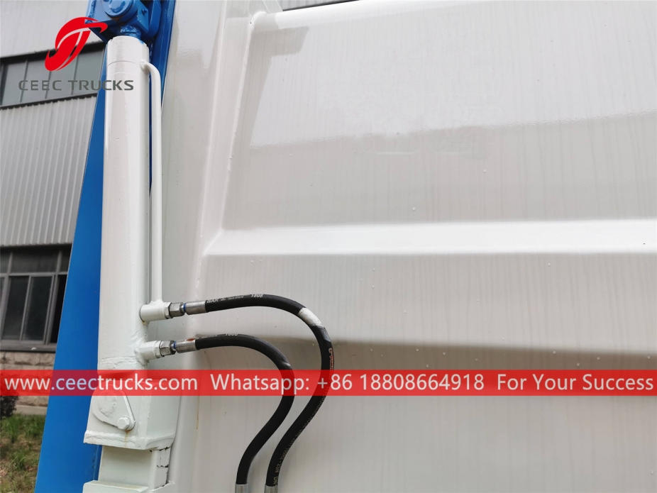 5000升厨余垃圾装载车