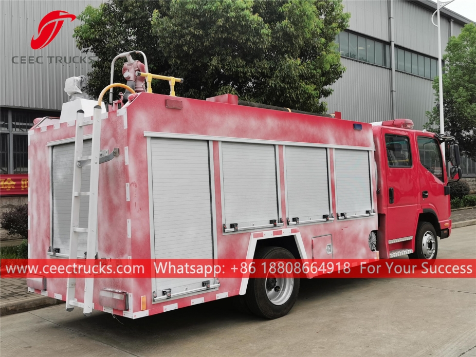 江淮3立方米洒水消防车