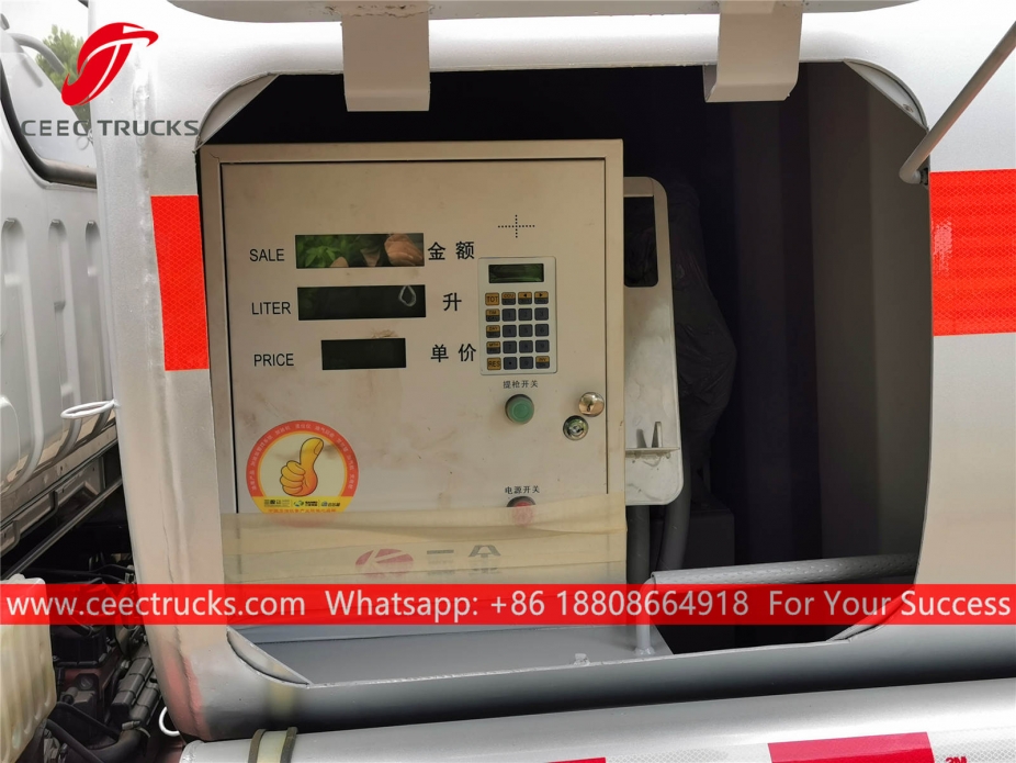 福田8立方米燃油罐车