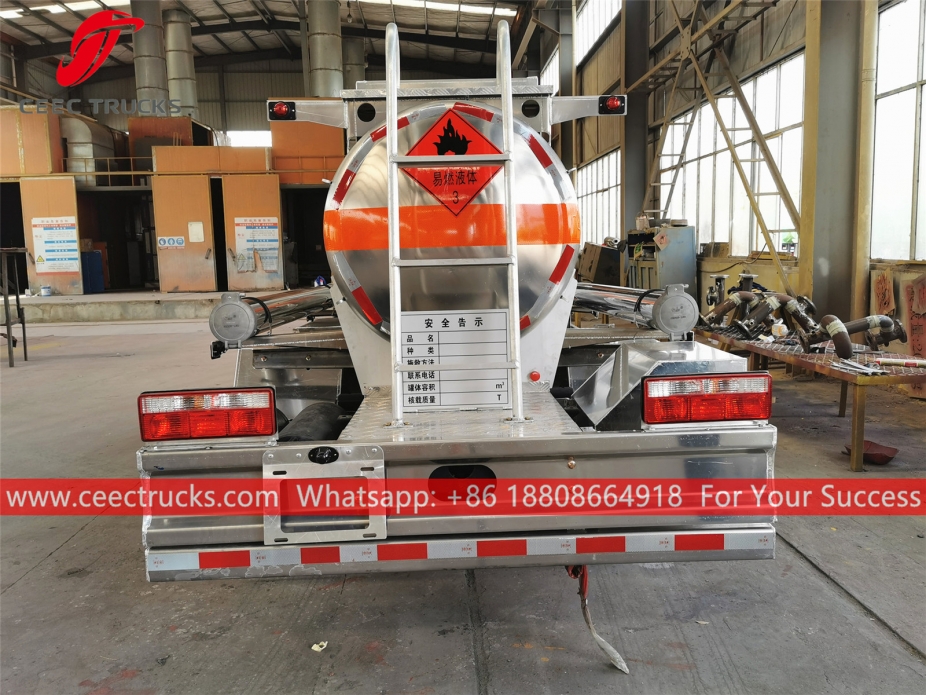 东风2立方米加油车