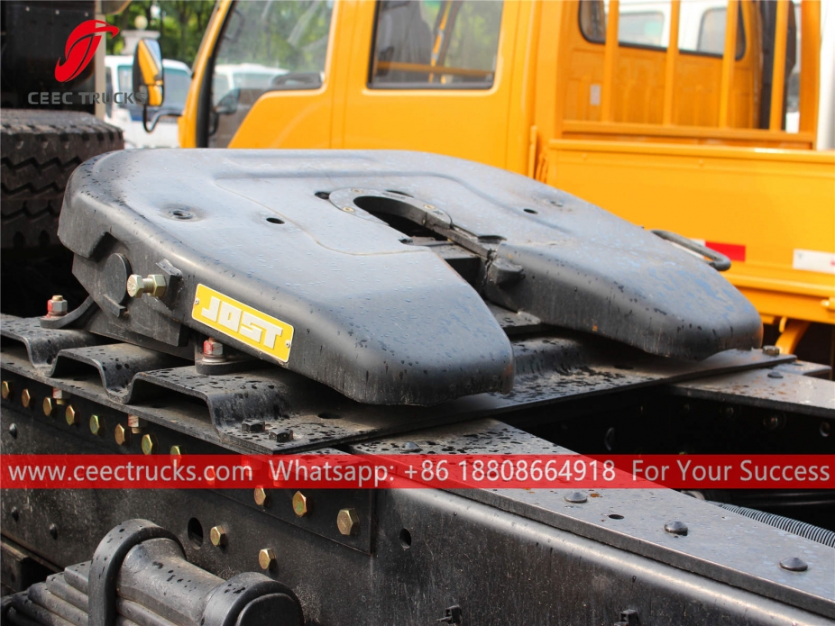 五十铃GIGA牵引车头