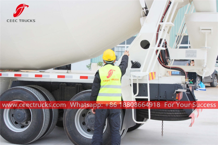 五十铃10立方米水泥搅拌车