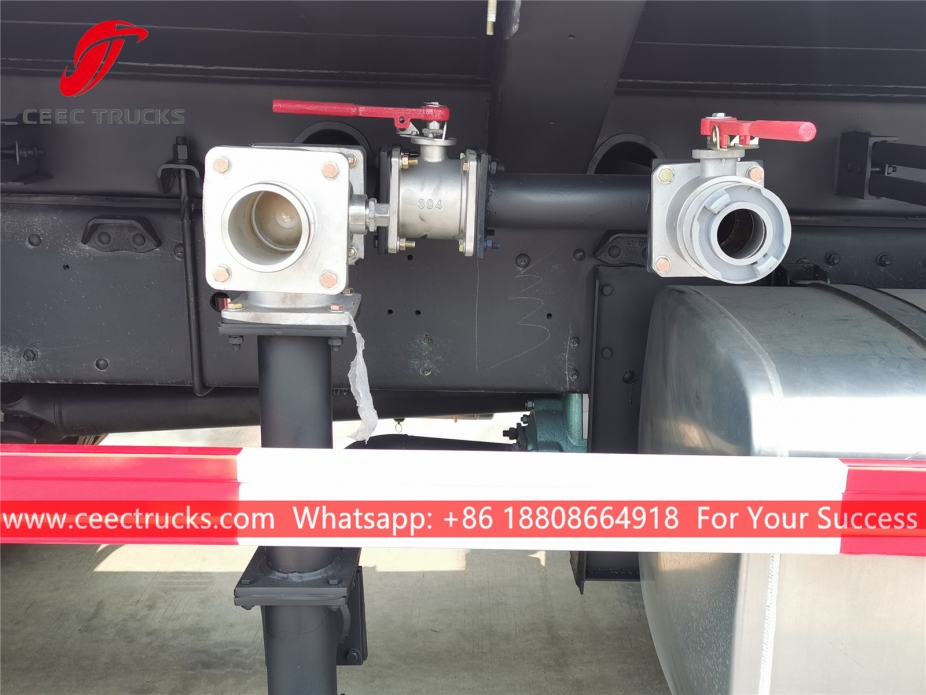 福田20立方米洒水车