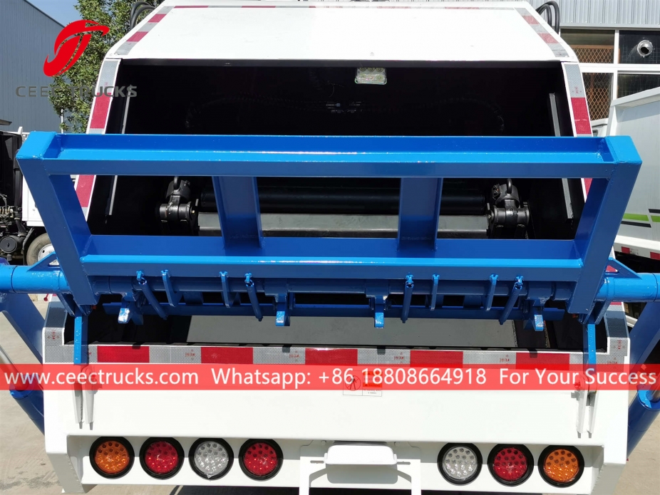 东风6立方米后装垃圾车