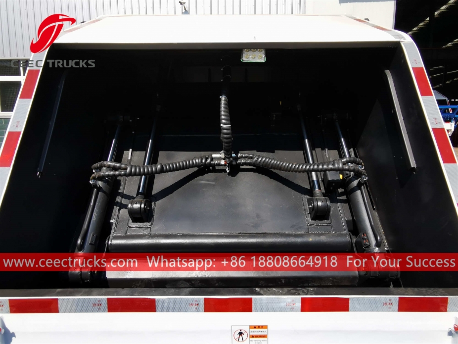 东风6立方米后装垃圾车