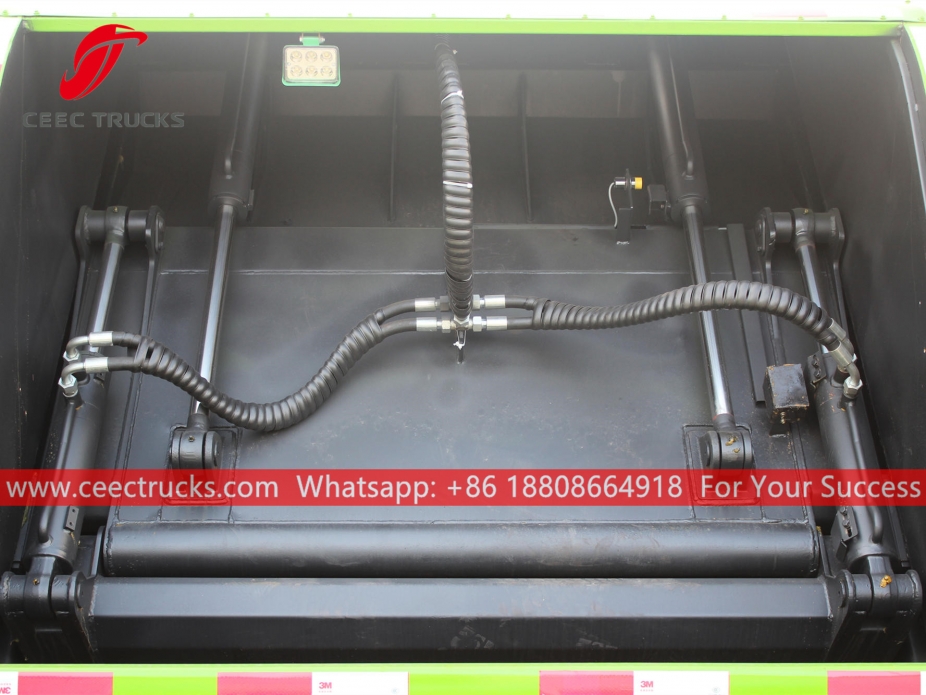 五十铃10立方米垃圾压缩车