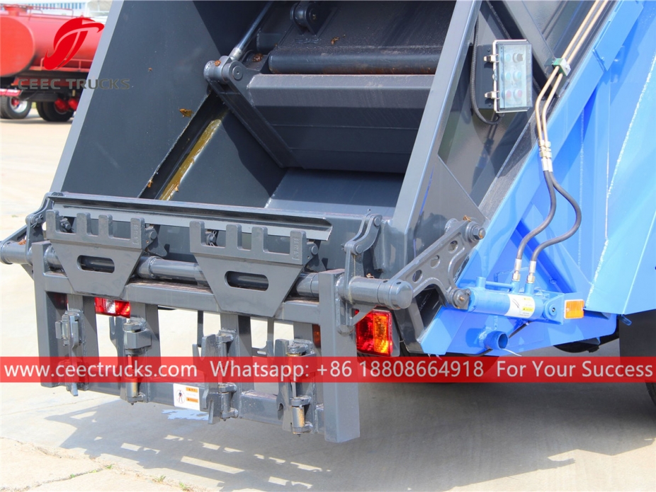 五十铃4*2垃圾压缩车