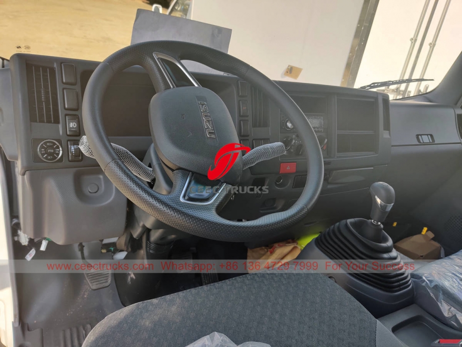 ISUZU ELF refrigerated lorry