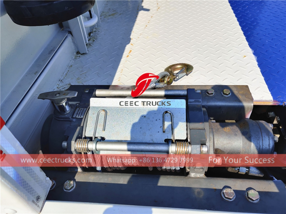 东风8吨滑板拖车