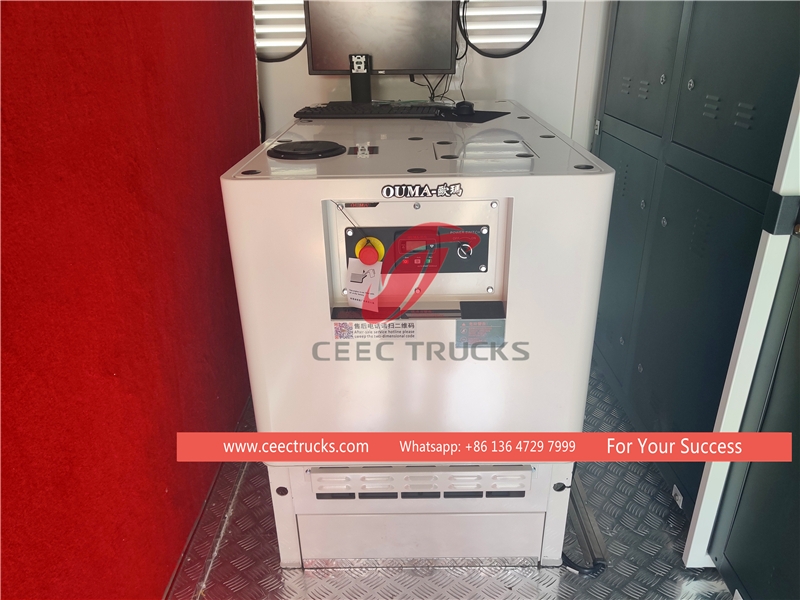 五十铃100P 4*2驱动流动舞台车