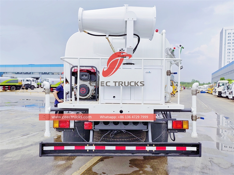 五十铃GIGA高效除尘车，16立方米大容量