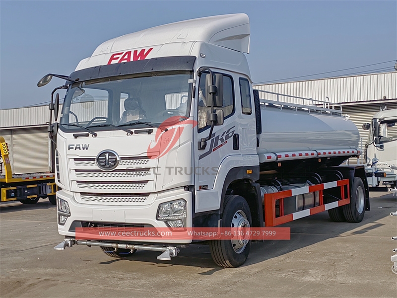 FAW JK6 water sprinkler truck with factory direct sale