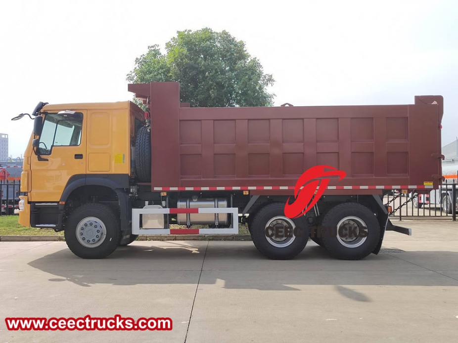 豪沃371马力矿用自卸车