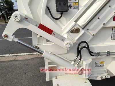 HOWO 8cbm waste compaction truck