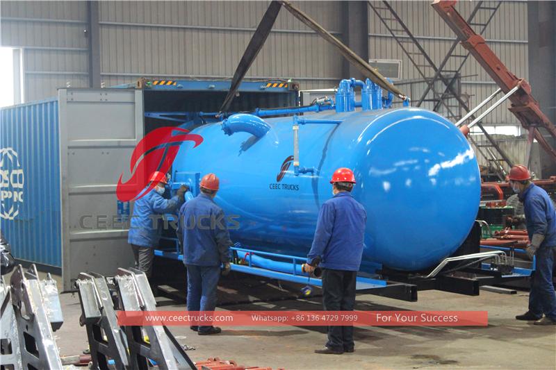 特立尼达和多巴哥——2台真空罐车上部车体出口