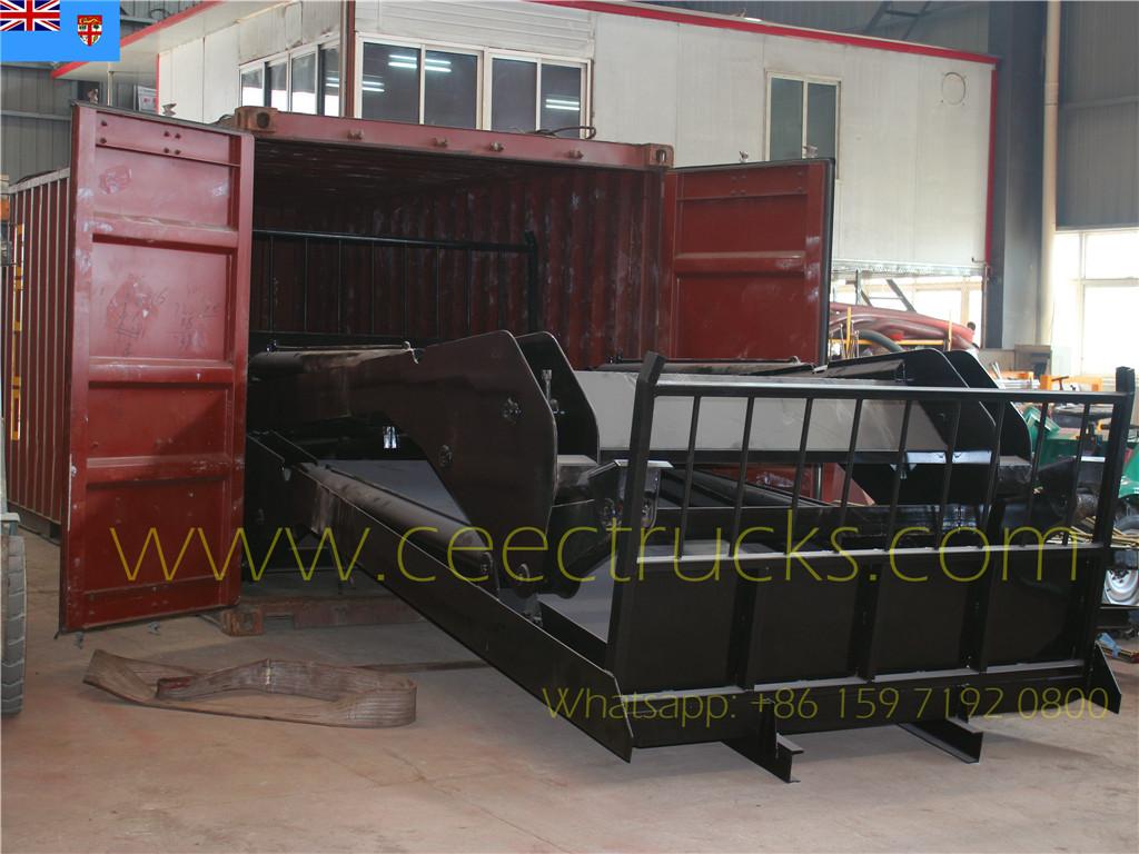 斐济客户购买2套集装箱式垃圾车厢