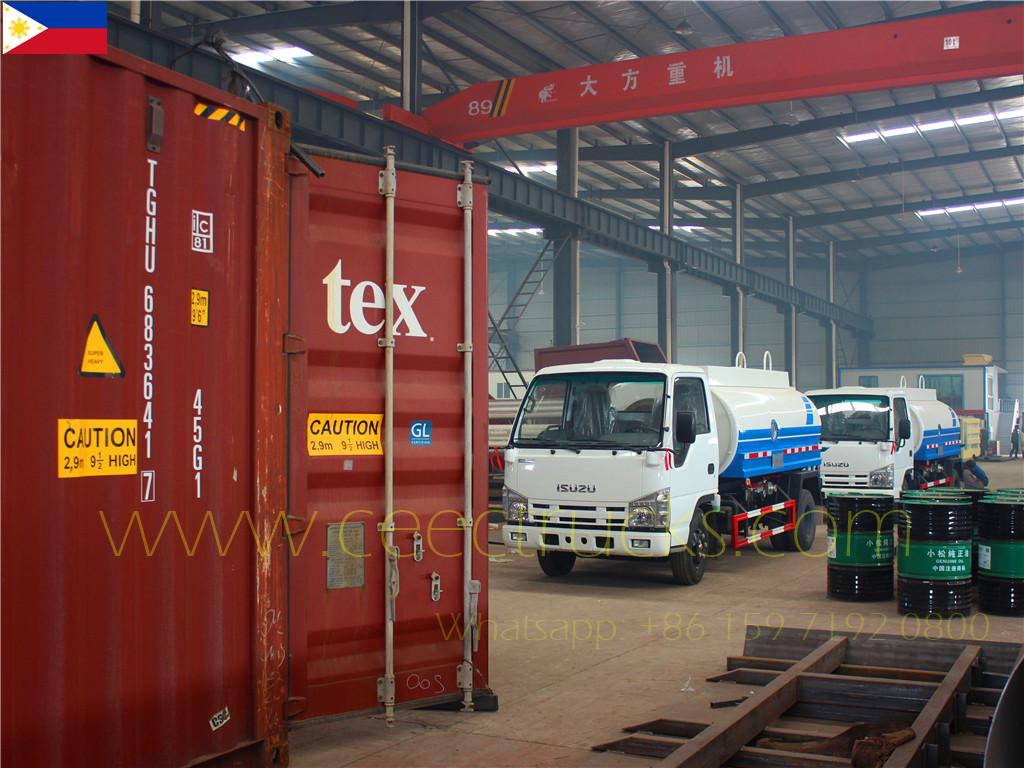 菲律宾客户购买4辆五十铃5立方洒水车